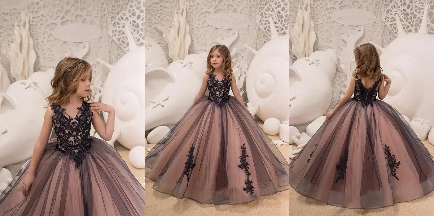 Explore fashionable flower girl dresses