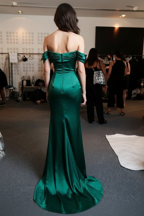 Bridelily Simple Off the Shoulder Sheath Evening Gown Ruffles Split Sweep Train Prom Dress Emerald Green