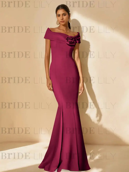 Minimalist Off-the-Shoulder Mother of the Bride Dresses in Trumpet/Mermaid Style with Detachable Flower
