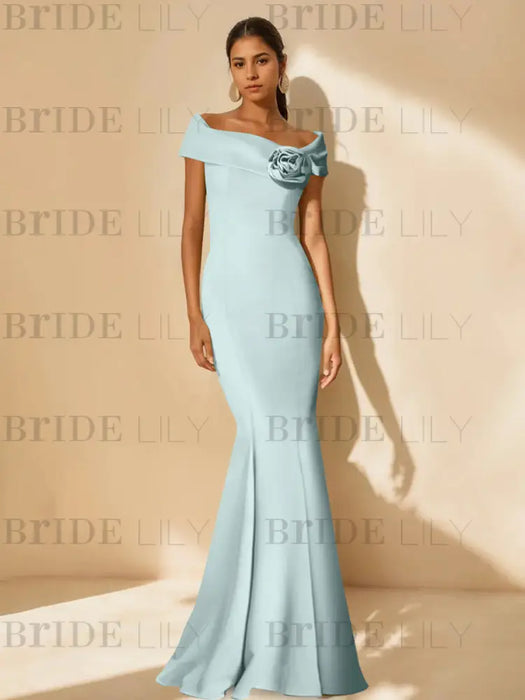 Minimalist Off-the-Shoulder Mother of the Bride Dresses in Trumpet/Mermaid Style with Detachable Flower