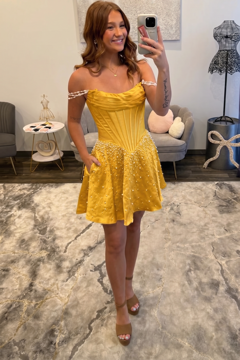 Yellow Pearl Corset Homecoming Dress with Off-Shoulder Straps
