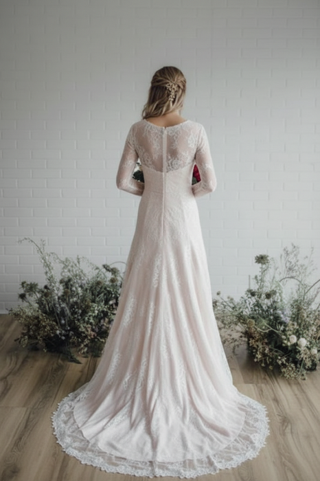Long Sleeve Lace Wedding Dress A-Line Vintage Bridal Gown - Bridelily Long Sleeve Lace Wedding Dress A-Line Vintage Bridal Gown - Bridelily