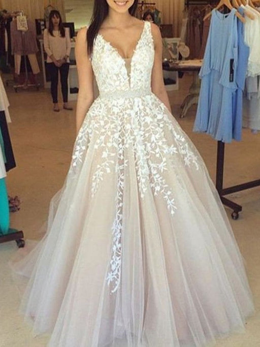A-Line/Princess V-Neck Sleeveless Applique Tulle Sweep/Brush Train Dresses - Prom Dresses