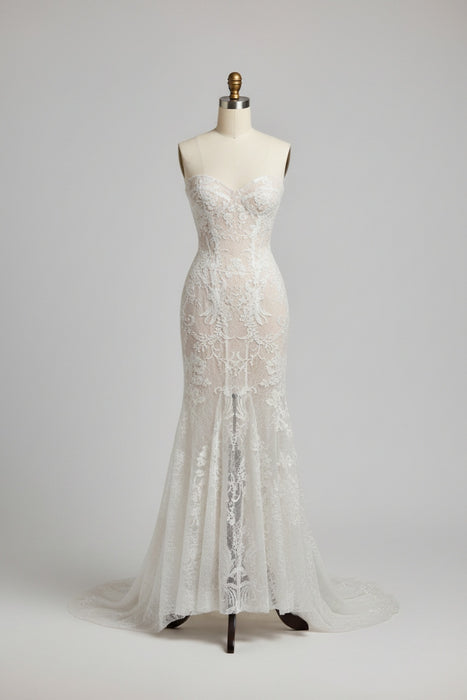 Beautiful Sweetheart Sleeveless Appliques Lace Mermaid Wedding Dress