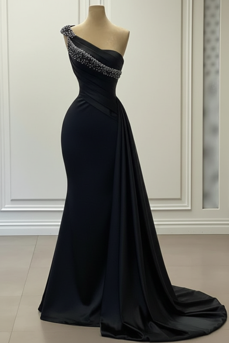 Black Delicate One-Shoulder Beaded A-Line Sleeveless Ruched Satin Wedding Dress