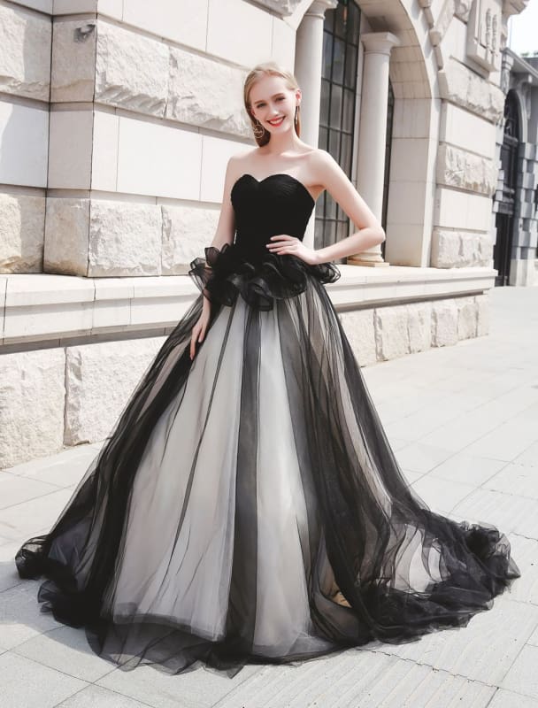 Black wedding dress: breaking tradition showcasing unique charm