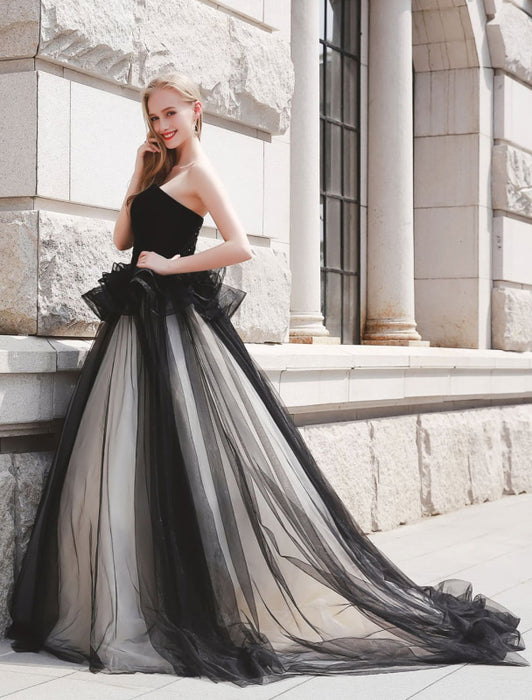 Strapless Tulle Princess Black Wedding Gowns-Bridelily Strapless Tulle Princess Black Wedding Gowns-Bridelily