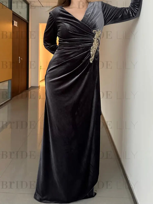 Princess A-Line V-Neck Floor-Length Plus Size Velvet Mother of the Bride Dress with Long Sleeves and Ruffles