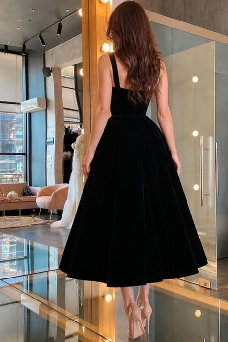 Black Spaghetti-Strap Sweetheart Prom Dress Tea Length Formal Dress with Lace
