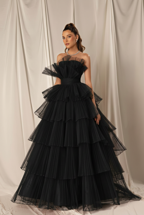 Black Strapless Mermaid Evening Gown with Layers and Sleeveless Design