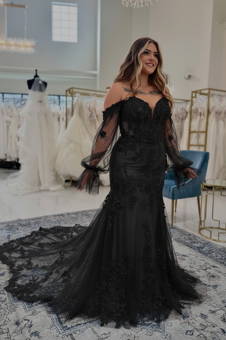 Black Sweetheart Appliques Lace Mermaid Wedding Dresses Chapel Train