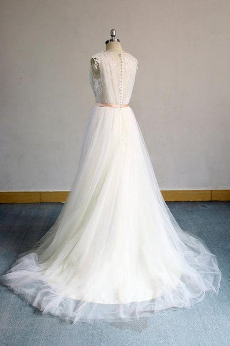 Bridelily Awesome Appliques V-neck Tulle Wedding Dress - wedding dresses