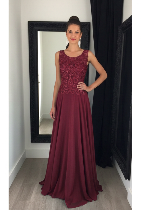 Burgundy Chiffon A-Line Prom Dress Scoop Neck with Lace Appliques