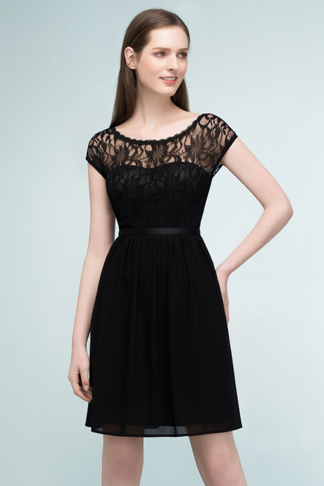 Bridelily Pretty Scoop Sleeveless Black Lace Short Junior Bridesmaid Dress