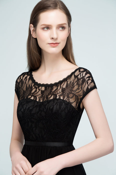 Bridelily Pretty Scoop Sleeveless Black Lace Short Junior Bridesmaid Dress