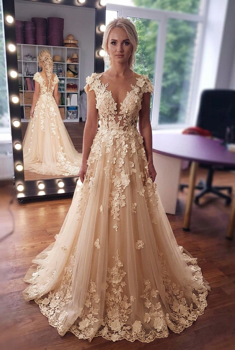 Champagne Romantic Sleeveless Aline Wedding Dress 3D Floral Lace Tulle Bridal Dress