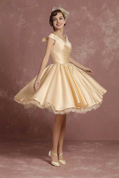 Champagne Short Wedding Dresses Satin Vintage Princess Bridal Dress Knee Length Sleeveless Lace Edge Pleated Bridal Gown With Ribbon Bow