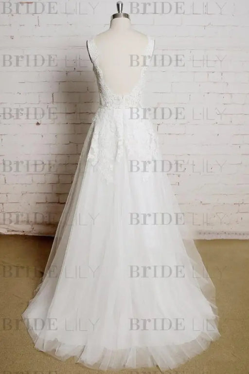 Chic V-neck Appliques Tulle A-line Wedding Dress - Wedding Dresses