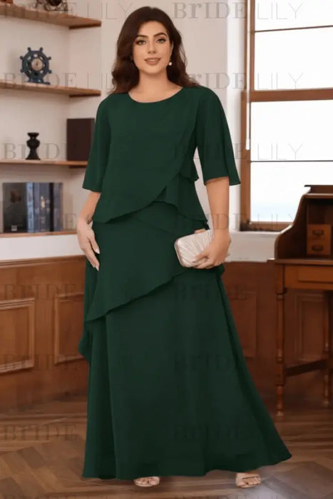 Dark Green Plus Size Ruffles Chiffon Mother of the Bride Dress Scoop Neck with Half Sleeves