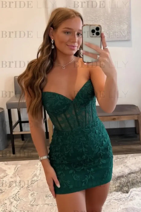 Dark Green Strapless Beaded Short Lace Prom Dresses Sweetheart Tight Homecoming Dresses
