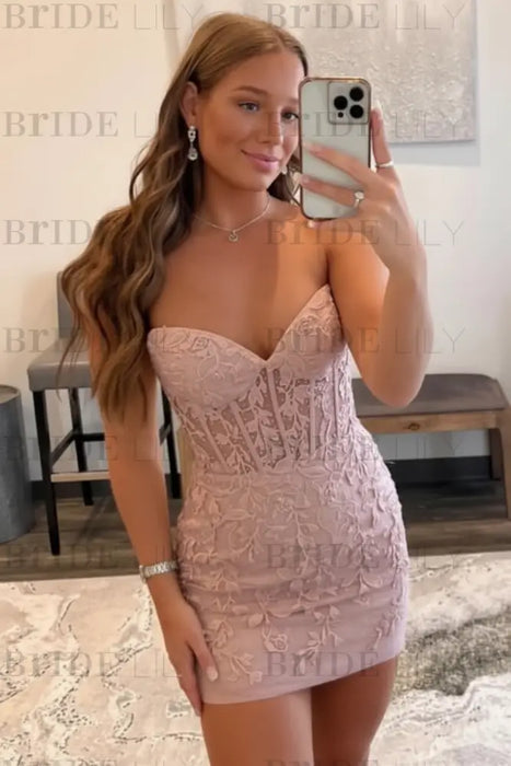 Dusty Pink Strapless Beaded Short Lace Prom Dresses Sweetheart Tight Homecoming Dresses