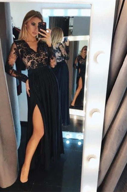 Elegant Black Prom Dress with Alluring Split Sleeves