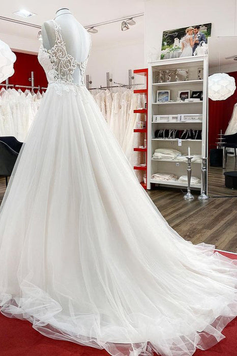 Elegant Sweetheart A-line Wedding Gown with Long Tulle Ruffles