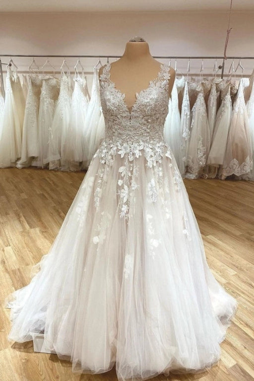 Elegant V-neck Lace Tulle Aline Wedding Dress Appliques Sleeveless