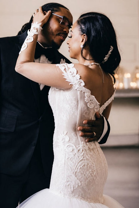 Elegant V-Neck Long Sleeves Mermaid Wedding Dresses