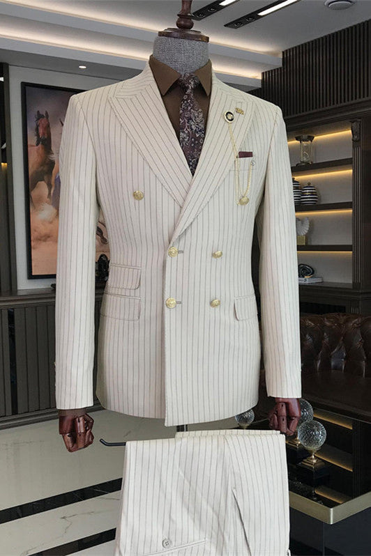 Gorgeous White Double Breasted Peaked Lapel Prom Outfits main image 1