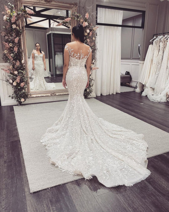 Floor-length Mermaid Wedding Dress with Elegant Off-the-Shoulder Backless Design and Appliques Lace