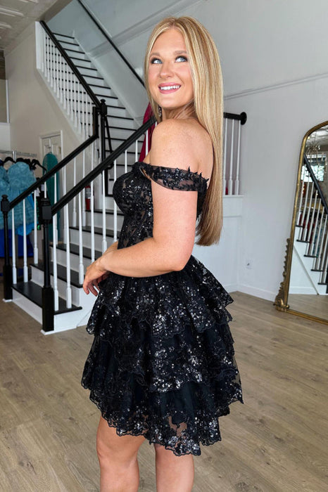 Sparkly Golden A-Line Tiered Lace Short Homecoming Prom Dress