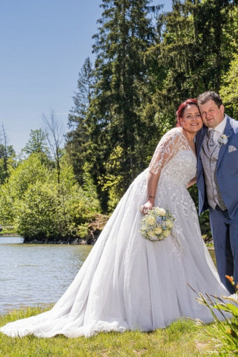 Gorgeous Half Sleeves Wedding Dress Aline Plus Size with Beadings