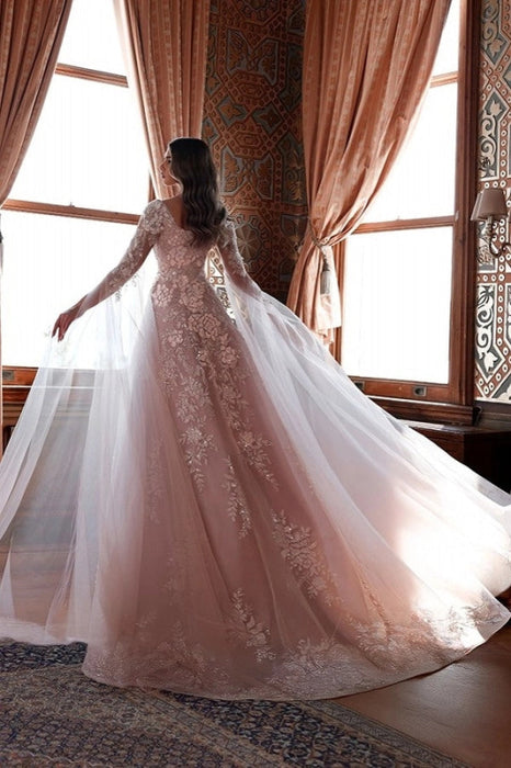 Gorgeous Square Neck Tulle Lace Wedding Dress with Cape