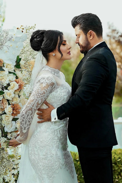 High Neck Lace Mermaid Wedding Dress Tulle Appliques Bridal Gown with Sleeves