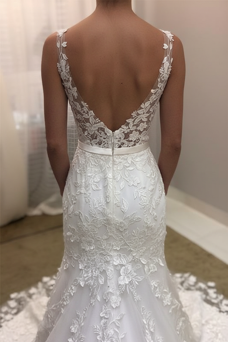 Ivory V Neck Sheath Sleeveless Backless Charming Lace Wedding Dress - Wedding Dresses