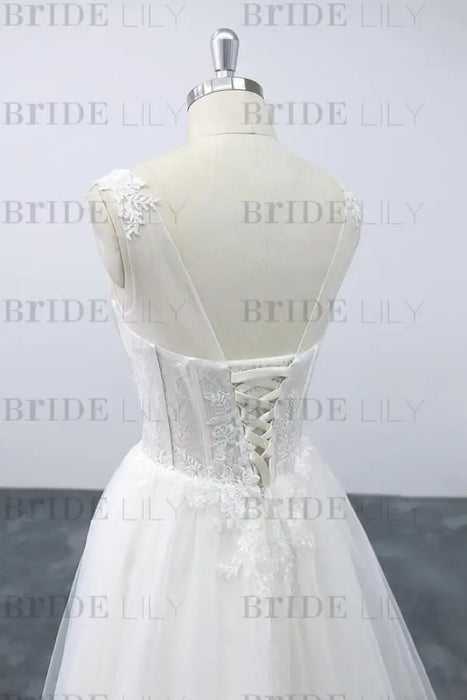 Lace-up V-neck Appliques Tulle A-line Wedding Dress - Wedding Dresses