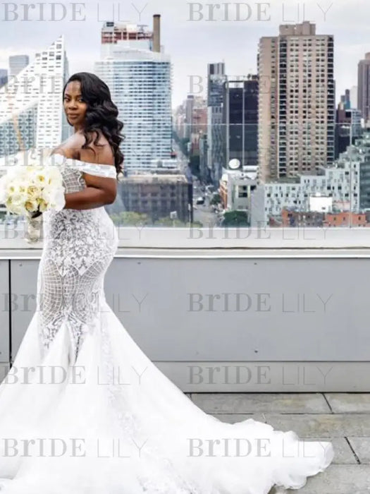Plus Size Off-Shoulder Mermaid Wedding Dress with Sleeves - Bridelily Plus Size Off-Shoulder Mermaid Wedding Dress with Sleeves - Bridelily
