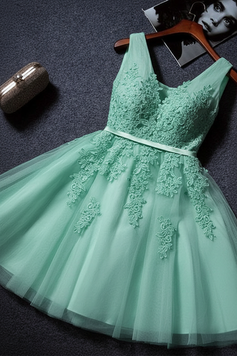 Mint Cute V Neck Sleeveless Appliques Tulle Homecoming Gown A Line Short Prom Dress