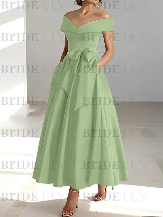 Sleeveless Off-the-Shoulder A-Line/Princess Ankle-Length Mother of the Bride Dresses with Pockets