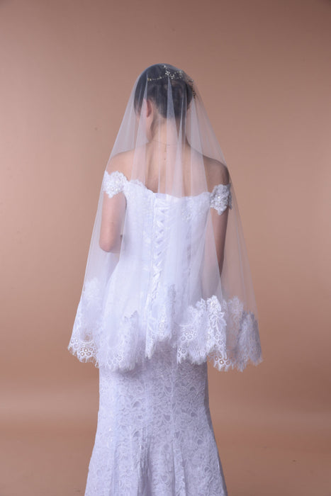 One Layer Wedding Veil with Lace Edge - Accessories