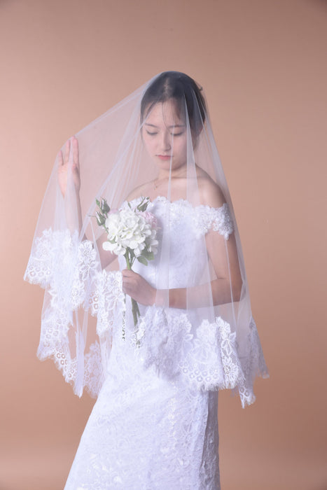 One Layer Wedding Veil with Lace Edge - Accessories
