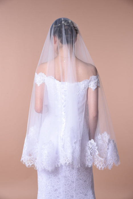 One Layer Wedding Veil with Lace Edge - Accessories