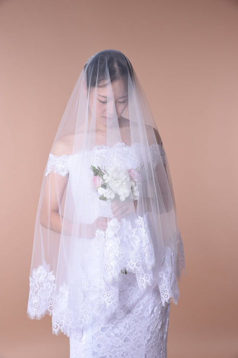 One Layer Wedding Veil with Lace Edge - Accessories