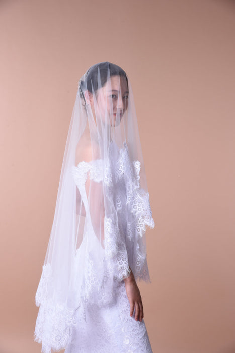 One Layer Wedding Veil with Lace Edge - Accessories