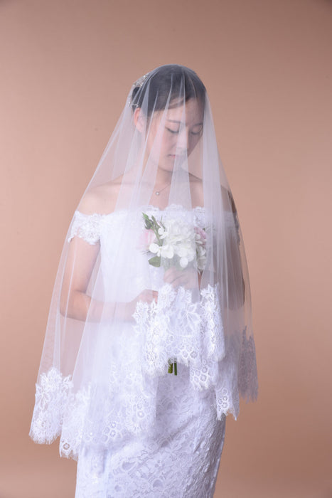 One Layer Wedding Veil with Lace Edge - Accessories