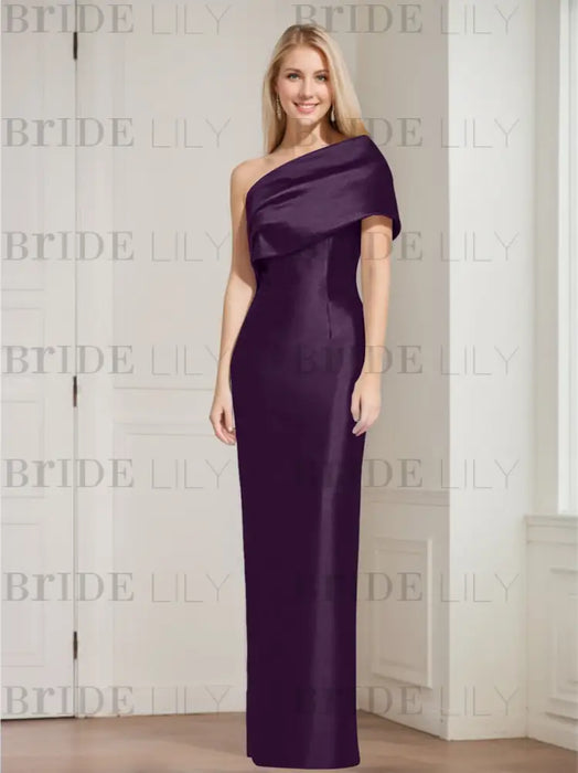 Plum mother of the bride column gown with folded shoulder drape