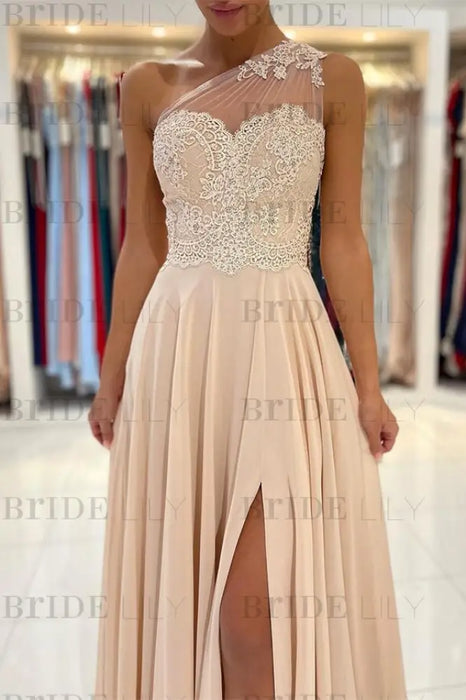 One-Shoulder Lace Appliques Prom Dress With Slit