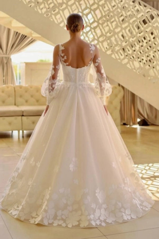 Romantic Lace Appliques Aline Wedding Dress Tulle with Long Sleeves