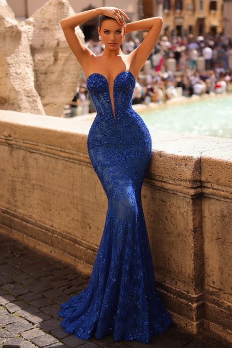 Royal Blue Sexy Sleeveless Deep V-Neck Mermaid Beaded Appliques Lace Prom Dress